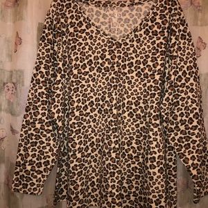 Women’s 24W/26W terra & sky top